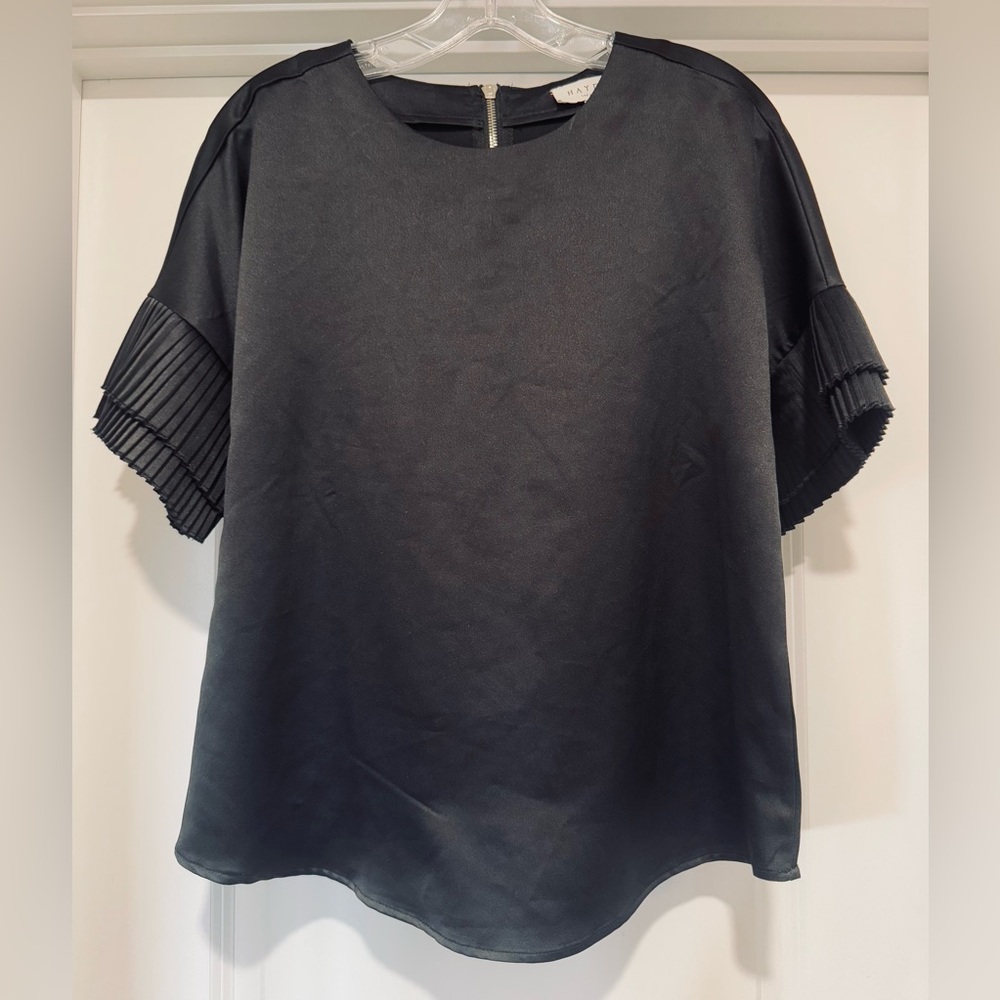 Hayden Black Pleated Sleeve Satin Blouse with Zipper Detail Size M‎ EUC